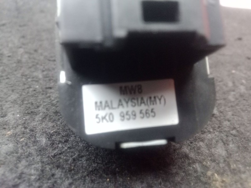 Recambio de mando retrovisor para volkswagen golf vi (5k1) 1.6 tdi referencia OEM IAM 5K0959565  