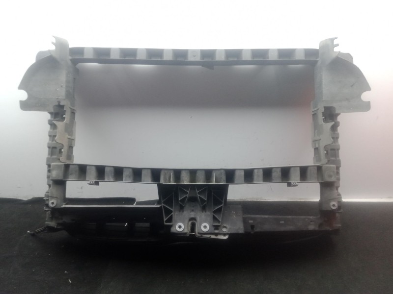 Recambio de panel frontal para volkswagen golf vi (5k1) 1.6 tdi referencia OEM IAM 5K0805594  