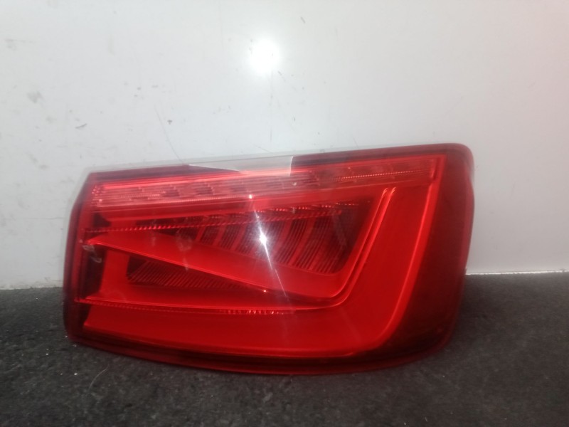 Recambio de piloto trasero derecho para audi a3 limousine (8vs, 8vm) 1.4 tsi referencia OEM IAM 8V5945096A  