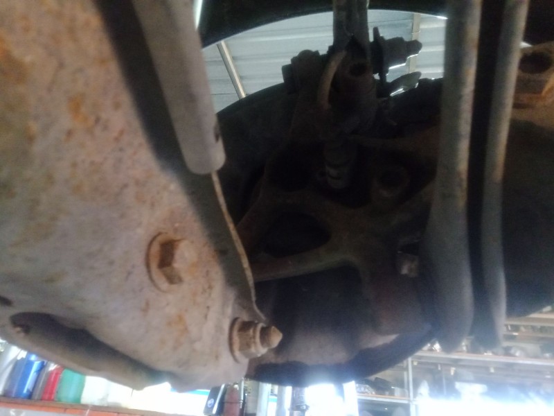 Recambio de mangueta trasera izquierda para audi a3 limousine (8vs, 8vm) 1.4 tsi referencia OEM IAM   