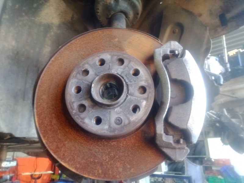 Recambio de mangueta delantera derecha para audi a3 limousine (8vs, 8vm) 1.4 tsi referencia OEM IAM   