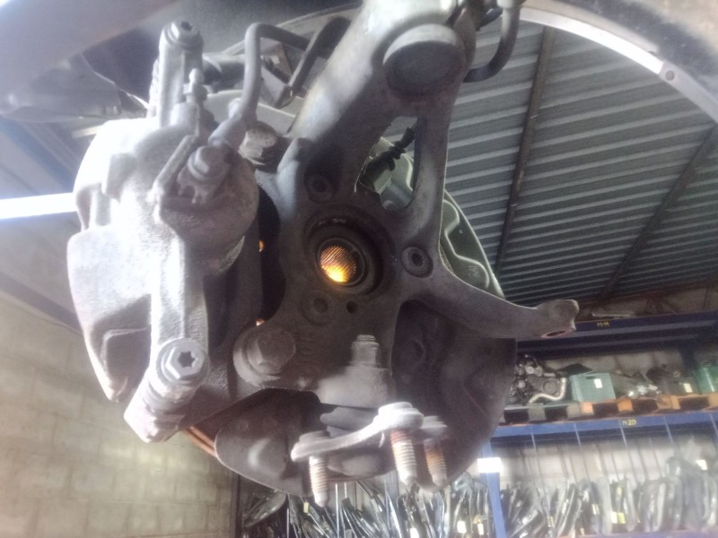 Recambio de mangueta delantera derecha para audi a3 limousine (8vs, 8vm) 1.4 tsi referencia OEM IAM   