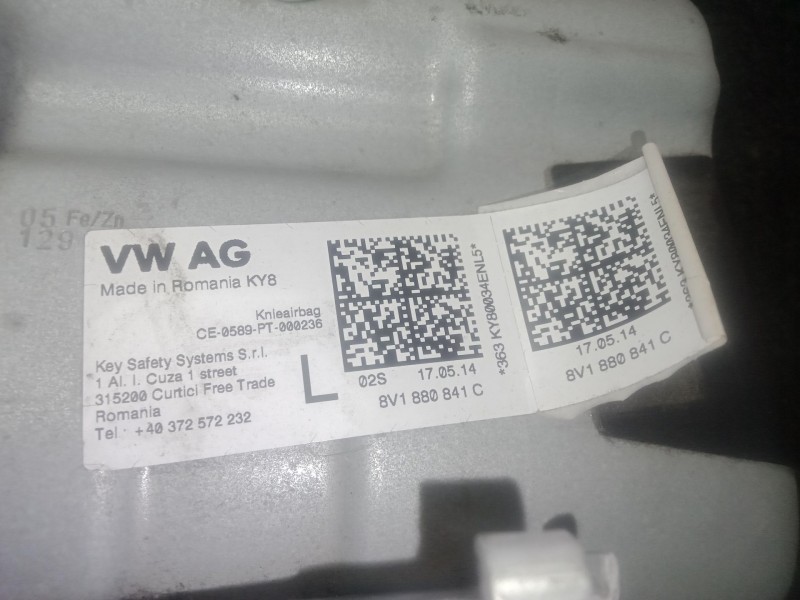 Recambio de airbag delantero izquierdo rodilla para audi a3 limousine (8vs, 8vm) 1.4 tsi referencia OEM IAM 8V1880841C  