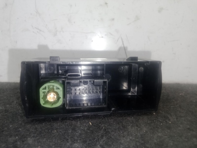 Recambio de modulo electronico para audi a3 limousine (8vs, 8vm) 1.4 tsi referencia OEM IAM 8V0035736 USB - MMI 