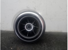 Recambio de aireador delantero central para audi a3 limousine (8vs, 8vm) 1.4 tsi referencia OEM IAM 8V0820901 NO GUARDA MANO 