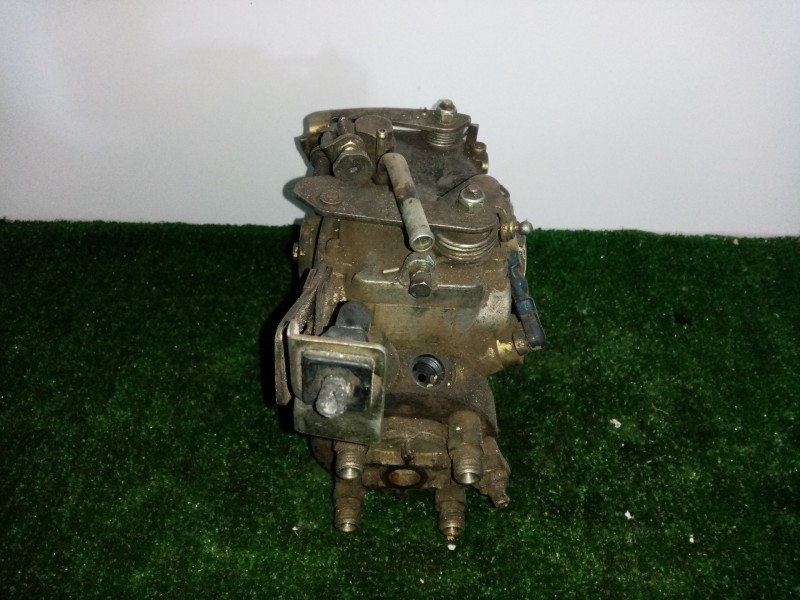 Recambio de bomba inyeccion para ford escort berl./turnier 1.8 diesel cat referencia OEM IAM 8443B424E  