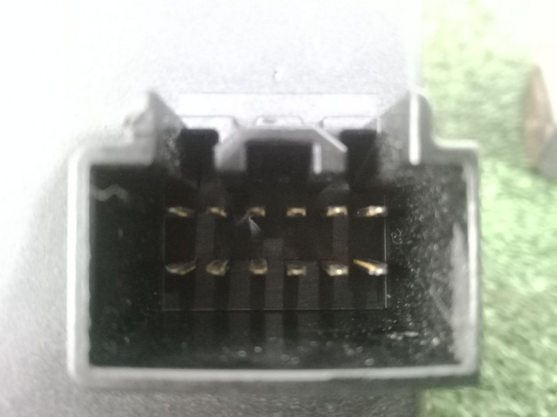 Recambio de mando elevalunas delantero izquierdo para mazda 3 (bk) 1.6 di turbo referencia OEM IAM   