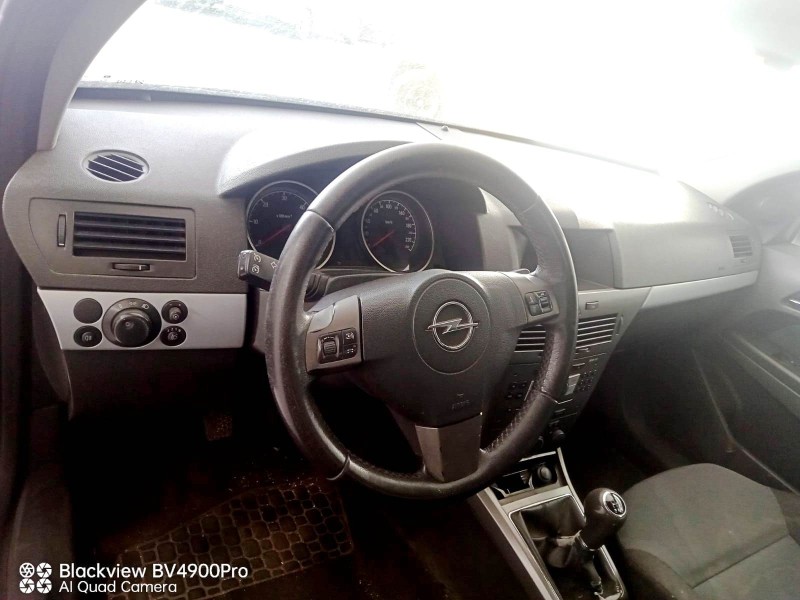 opel astra h (a04) del año 2006