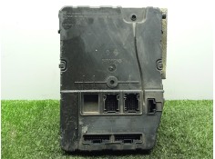Recambio de caja reles / fusibles para renault megane ii sedán (lm0/1_) 1.5 dci (lm0f, lm0t, lm2b) referencia OEM IAM 8200525383