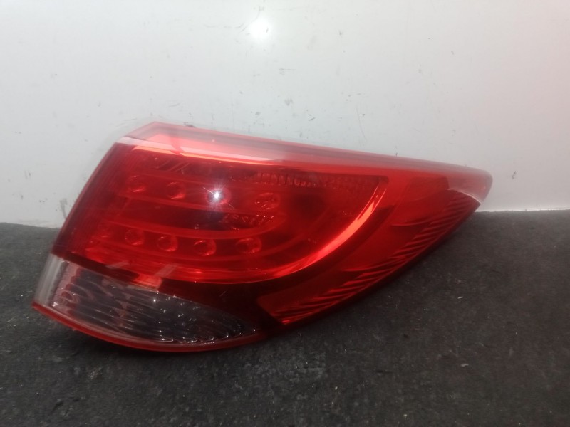 Recambio de piloto trasero derecho para hyundai ix35 (lm, el, elh) 1.7 crdi referencia OEM IAM 924022Y0  