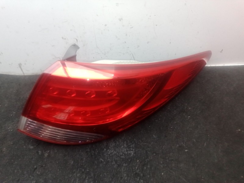 Recambio de piloto trasero derecho para hyundai ix35 (lm, el, elh) 1.7 crdi referencia OEM IAM 924022Y0  