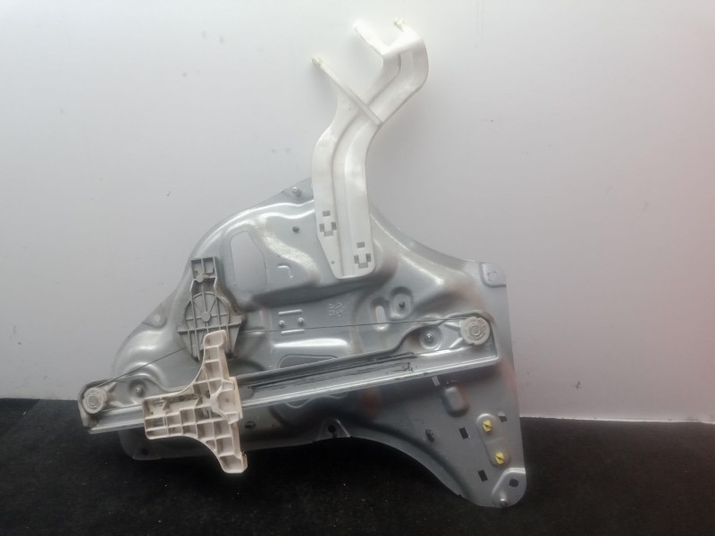 Recambio de elevalunas trasero derecho para hyundai ix35 (lm, el, elh) 1.7 crdi referencia OEM IAM 834802Y010  