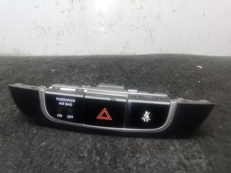 Recambio de warning para hyundai ix35 (lm, el, elh) 1.7 crdi referencia OEM IAM 847402S350TAN - 937902S000BLH  