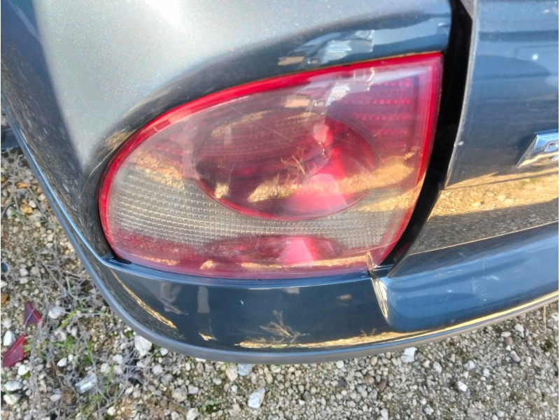 Recambio de piloto trasero izquierdo para volkswagen passat berlina (3b3) 1.9 tdi referencia OEM IAM   