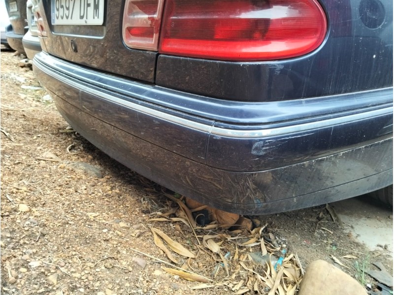 Recambio de paragolpes trasero para mercedes-benz clase e (w210) e 220 cdi (210.006) referencia OEM IAM   