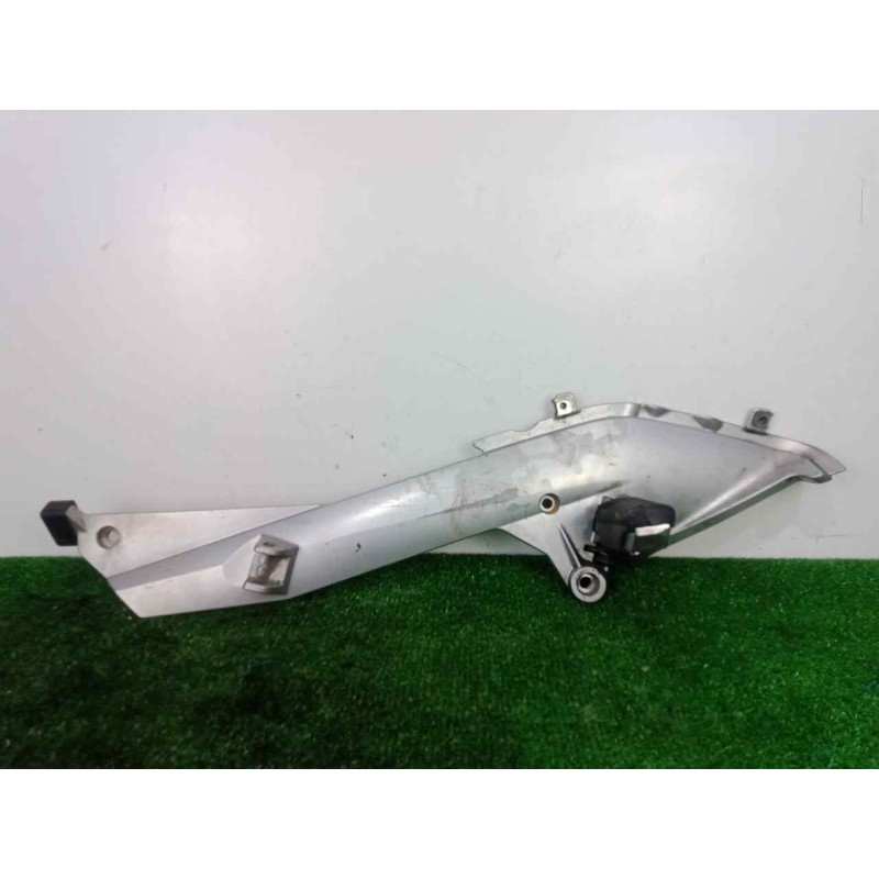 Recambio de posapie para bmw r 1200 rt/st referencia OEM IAM 4671767529002-11043010 DERECHO 