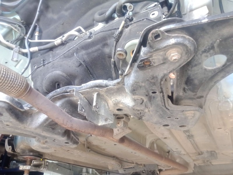 Recambio de puente delantero para citroën c4 cactus 1.5 bluehdi 100 referencia OEM IAM   