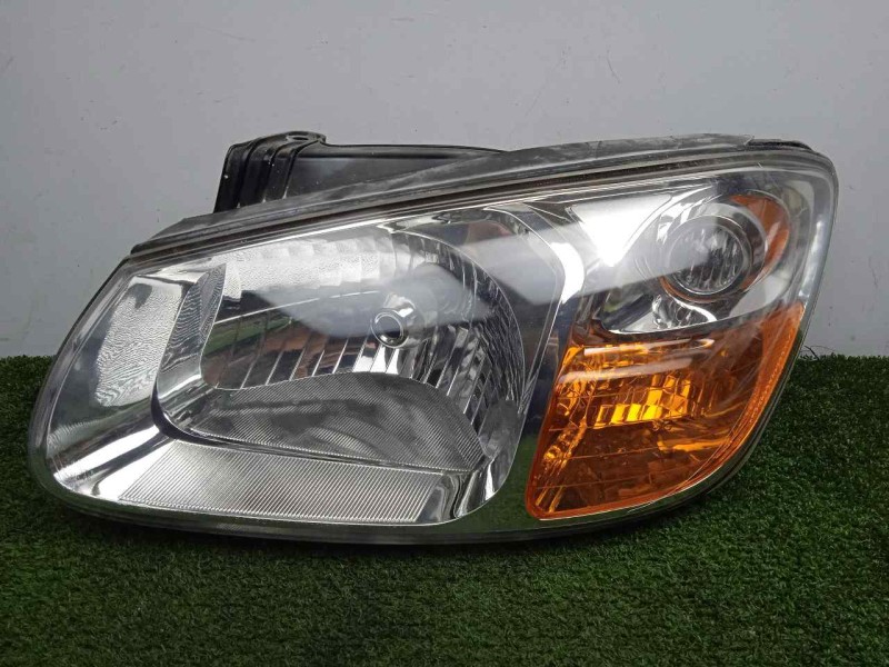 Recambio de faro izquierdo para kia cerato 1.6 crdi referencia OEM IAM SINREFERENCIA 07-09 