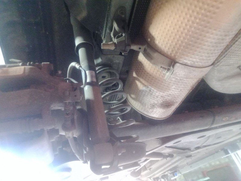 Recambio de amortiguador trasero izquierdo para peugeot 308 i (4a_, 4c_) 1.6 16v referencia OEM IAM   