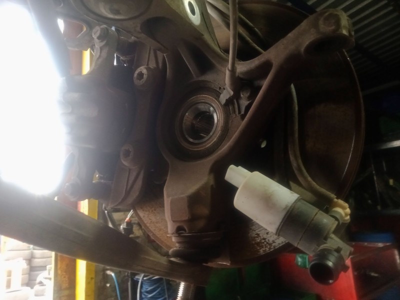 Recambio de mangueta delantera derecha para peugeot 308 i (4a_, 4c_) 1.6 16v referencia OEM IAM   