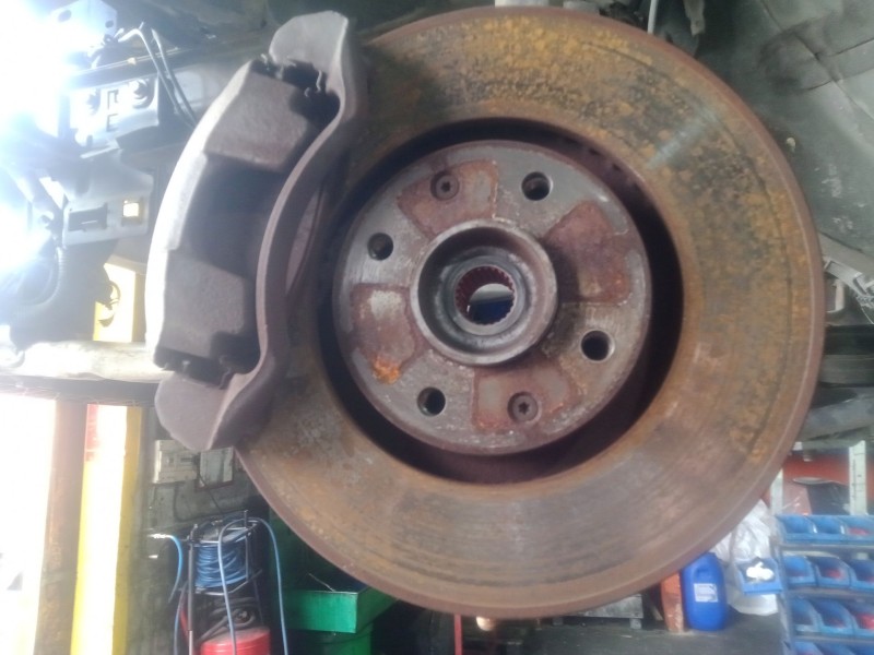 Recambio de mangueta delantera izquierda para peugeot 308 i (4a_, 4c_) 1.6 16v referencia OEM IAM   