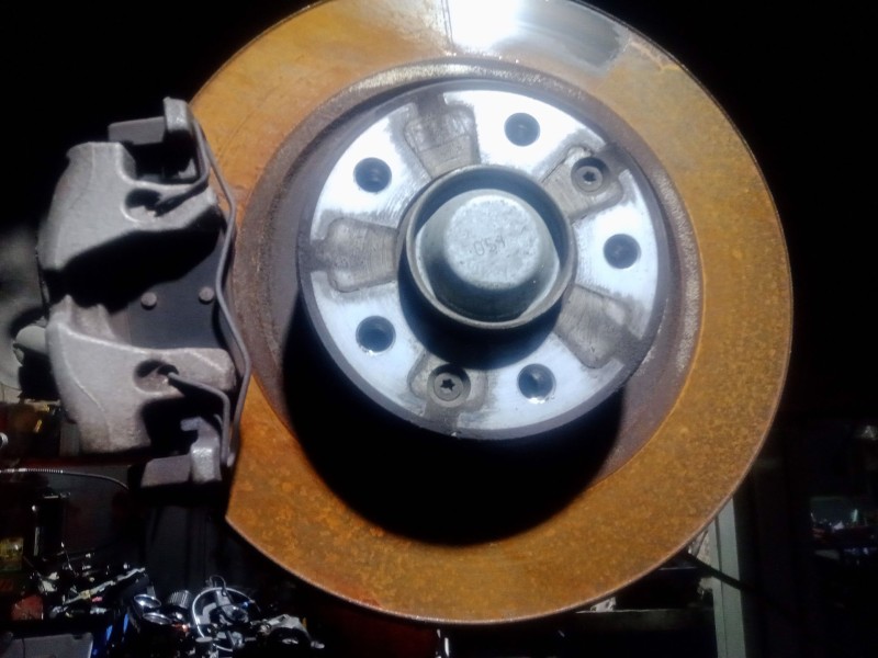 Recambio de mangueta trasera derecha para peugeot 508 sw i (8e_) 2.0 bluehdi 150 referencia OEM IAM   