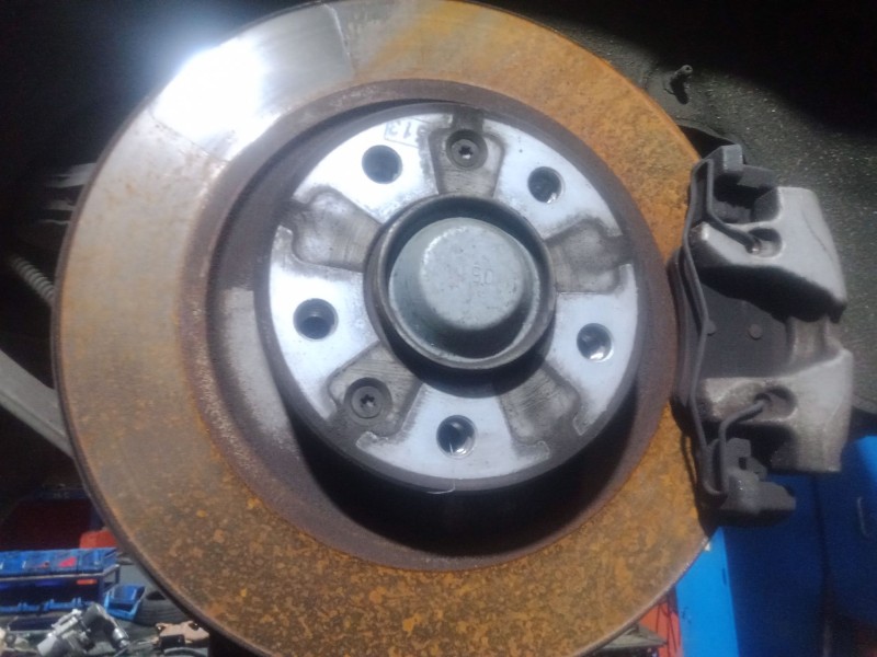 Recambio de mangueta trasera izquierda para peugeot 508 sw i (8e_) 2.0 bluehdi 150 referencia OEM IAM   