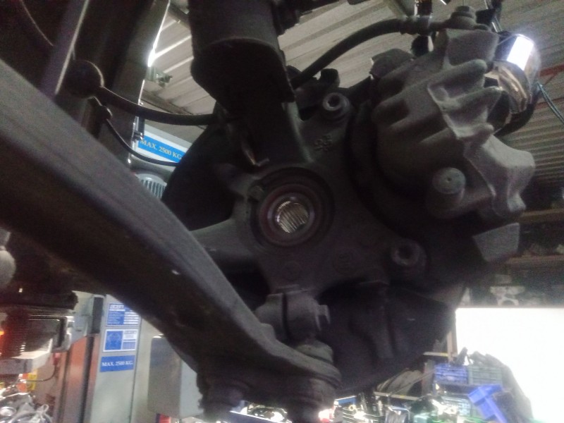 Recambio de mangueta delantera izquierda para peugeot 508 sw i (8e_) 2.0 bluehdi 150 referencia OEM IAM   