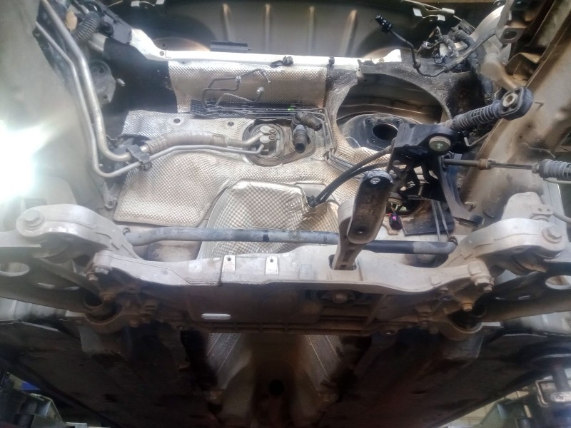 Recambio de puente delantero para seat altea xl (5p5, 5p8) 1.6 tdi referencia OEM IAM   