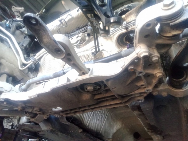 Recambio de puente delantero para seat altea xl (5p5, 5p8) 1.6 tdi referencia OEM IAM   