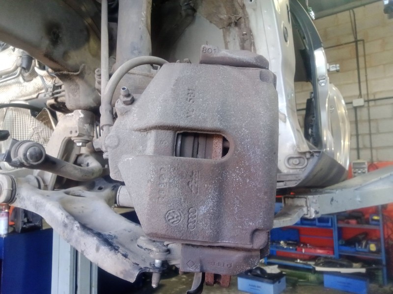 Recambio de pinza freno delantera izquierda para seat altea xl (5p5, 5p8) 1.6 tdi referencia OEM IAM   