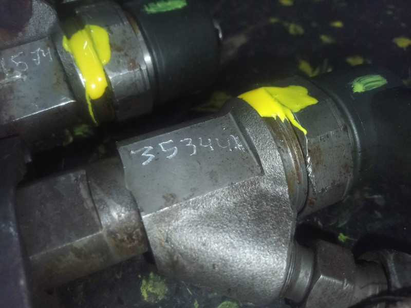 Recambio de inyector para renault espace iv (jk0) 2.2 dci turbodiesel referencia OEM IAM 0445110084-8200084534  