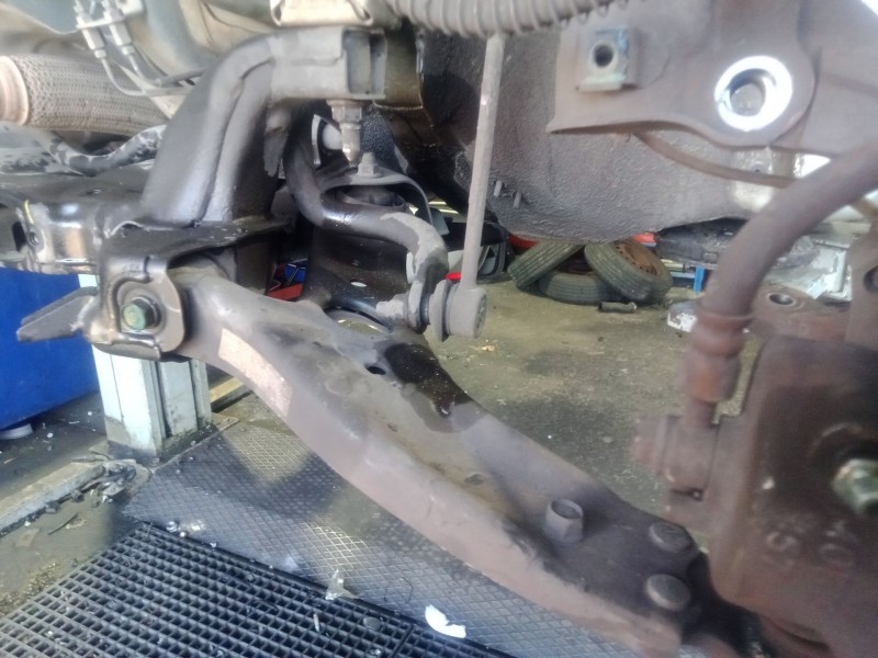 Recambio de brazo suspension inferior delantero izquierdo para hyundai i30 (gd) 1.4 crdi referencia OEM IAM   