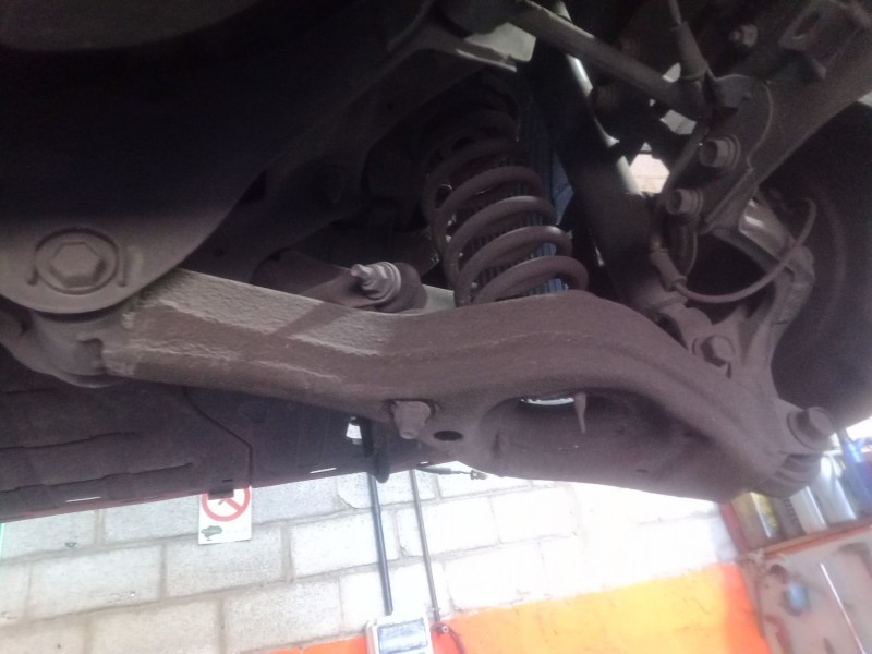 Recambio de brazo suspension inferior trasero izquierdo para hyundai i30 (gd) 1.4 crdi referencia OEM IAM   