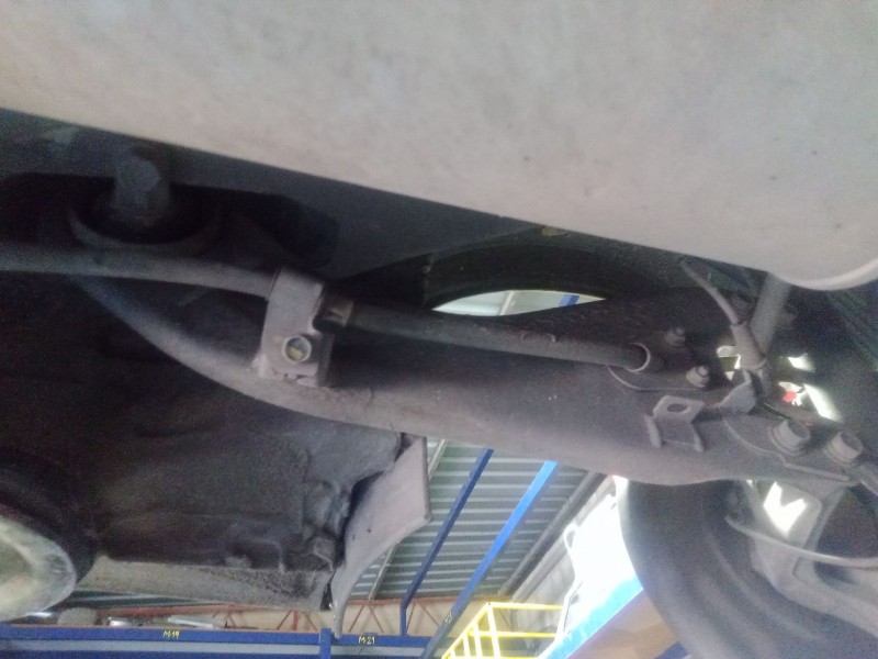 Recambio de brazo suspension superior trasero derecho para hyundai i30 (gd) 1.4 crdi referencia OEM IAM   