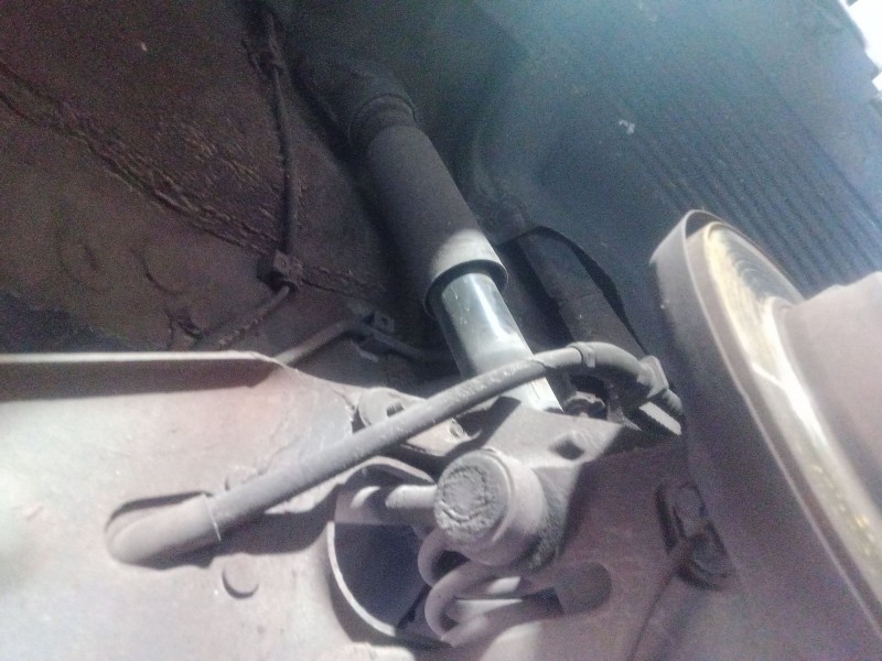 Recambio de amortiguador trasero izquierdo para hyundai i30 (gd) 1.4 crdi referencia OEM IAM   