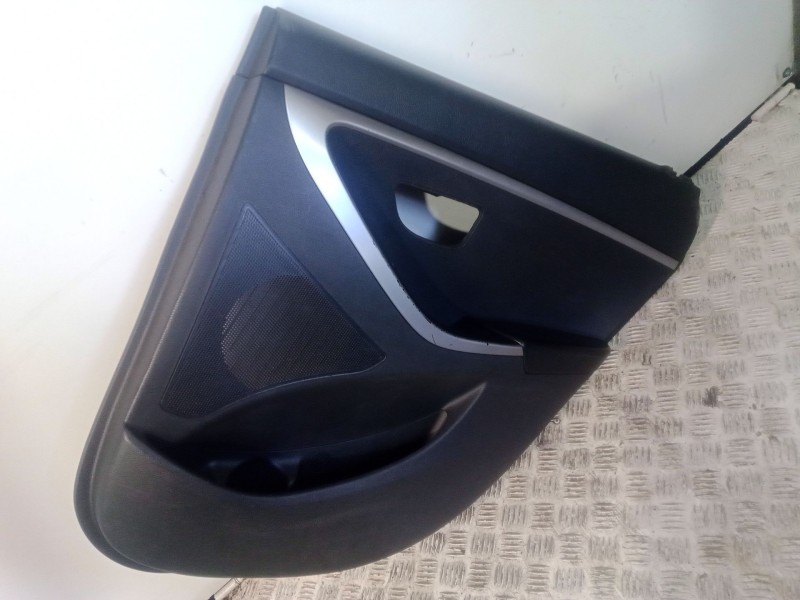 Recambio de guarnecido puerta trasera derecha para hyundai i30 (gd) 1.4 crdi referencia OEM IAM   