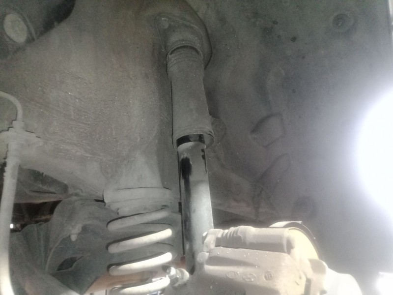 Recambio de amortiguador trasero derecho para hyundai ix35 (lm, el, elh) 1.7 crdi referencia OEM IAM   