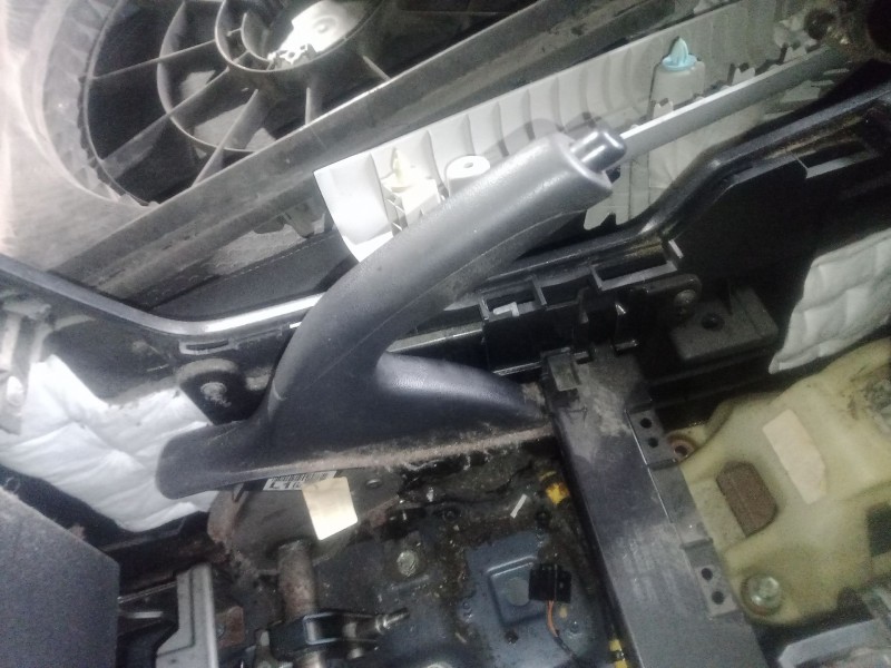 Recambio de palanca freno de mano para hyundai ix35 (lm, el, elh) 1.7 crdi referencia OEM IAM   