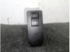 Recambio de mando elevalunas trasero izquierdo para opel insignia a (g09) 2.0 cdti (68) referencia OEM IAM 13301888 TRW 