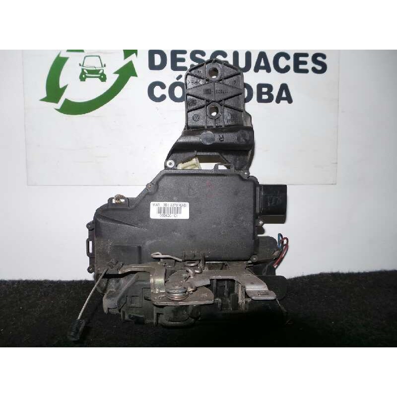 Recambio de cerradura puerta delantera derecha para skoda superb (3u4) 1.9 tdi referencia OEM IAM 3B1837016B CONECTOR.NEGRO ELEC