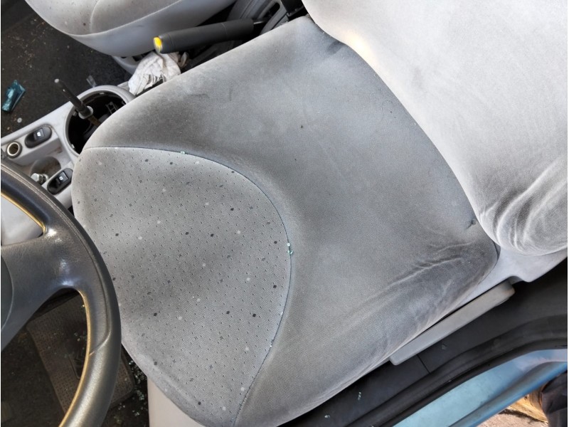 Recambio de asiento delantero izquierdo para citroën c3 i (fc_, fn_) 1.4 i referencia OEM IAM   