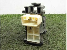 Recambio de mando elevalunas delantero derecho para toyota yaris 1.4 turbodiesel cat referencia OEM IAM    2