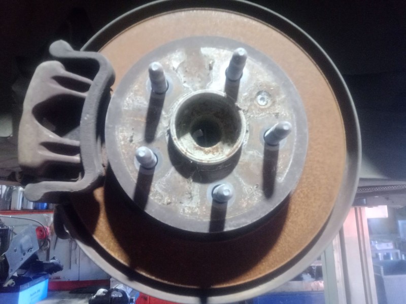 Recambio de mangueta trasera derecha para opel insignia a (g09) 2.0 cdti (68) referencia OEM IAM   