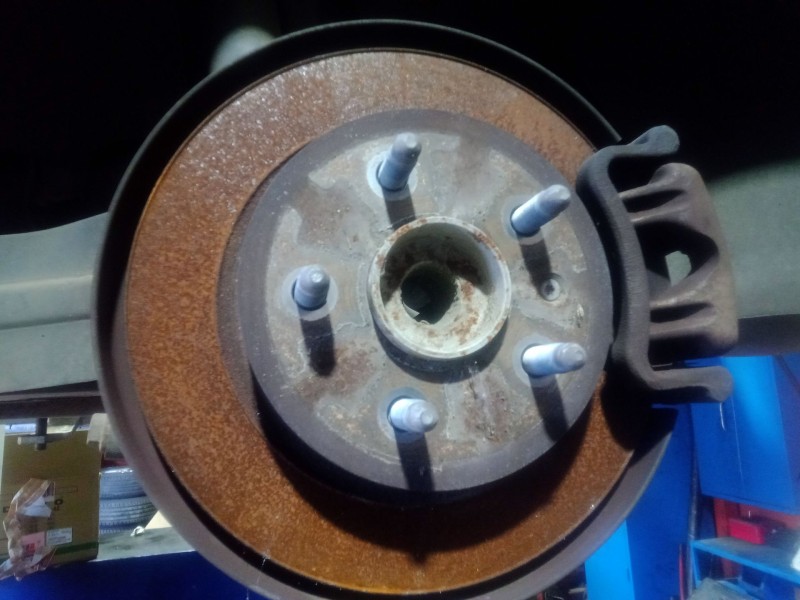 Recambio de mangueta trasera izquierda para opel insignia a (g09) 2.0 cdti (68) referencia OEM IAM   