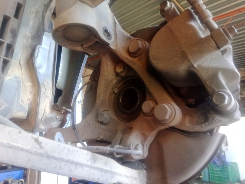 Recambio de mangueta delantera izquierda para opel insignia a (g09) 2.0 cdti (68) referencia OEM IAM   