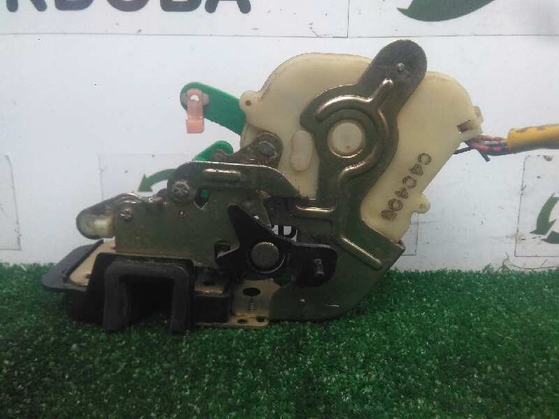 Recambio de cerradura puerta trasera izquierda para kia sorento 2.5 crdi referencia OEM IAM  6.PINES 