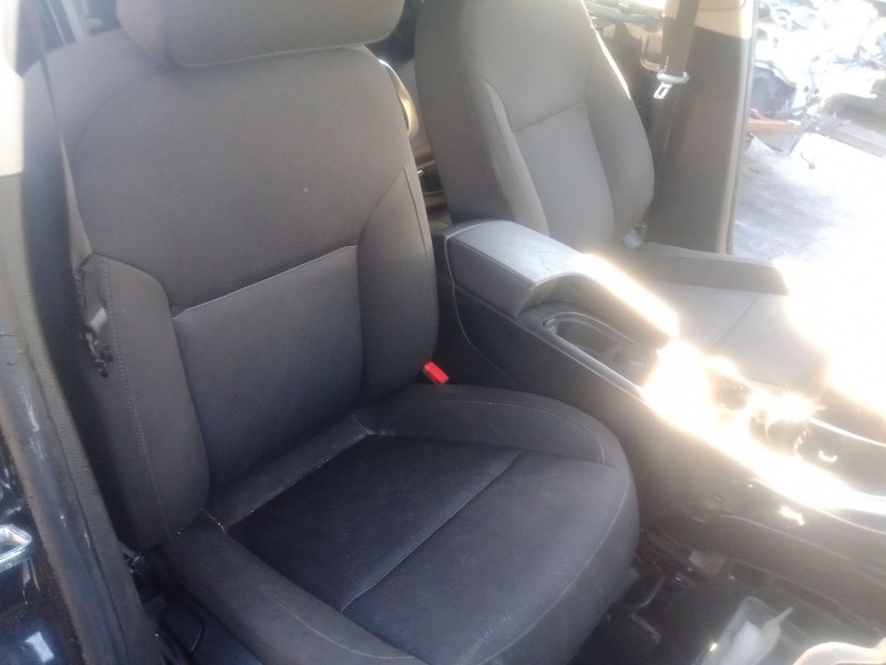 Recambio de asiento delantero derecho para opel insignia a (g09) 2.0 cdti (68) referencia OEM IAM   