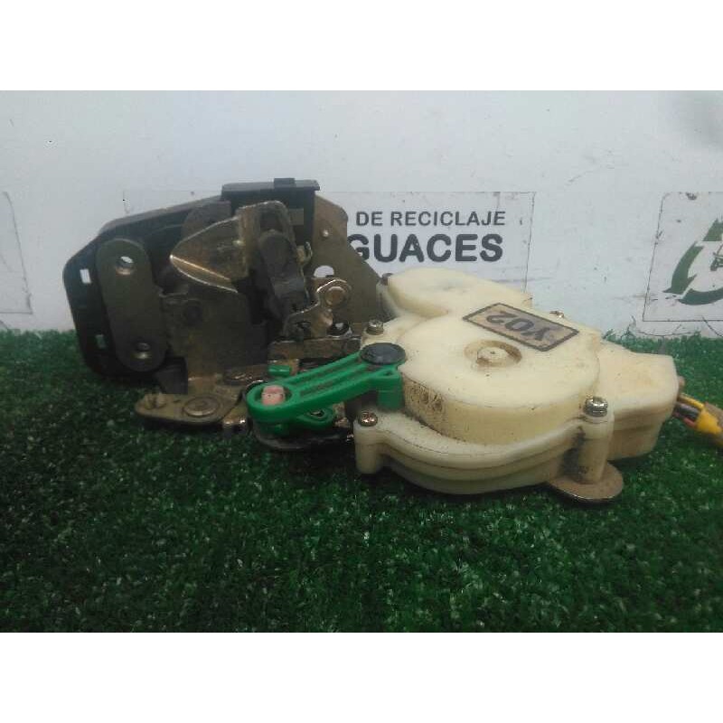 Recambio de cerradura puerta trasera izquierda para kia sorento 2.5 crdi referencia OEM IAM  6.PINES 