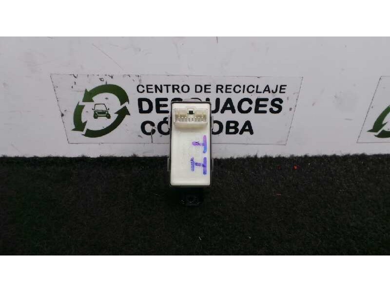 Recambio de mando elevalunas trasero izquierdo para kia carens ( ) 1.7 crdi cat referencia OEM IAM 93580A4000  